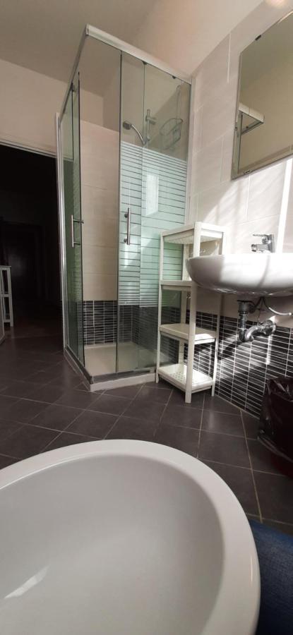 Bike And Breakfast Apartments Pietra Ligure Exterior photo